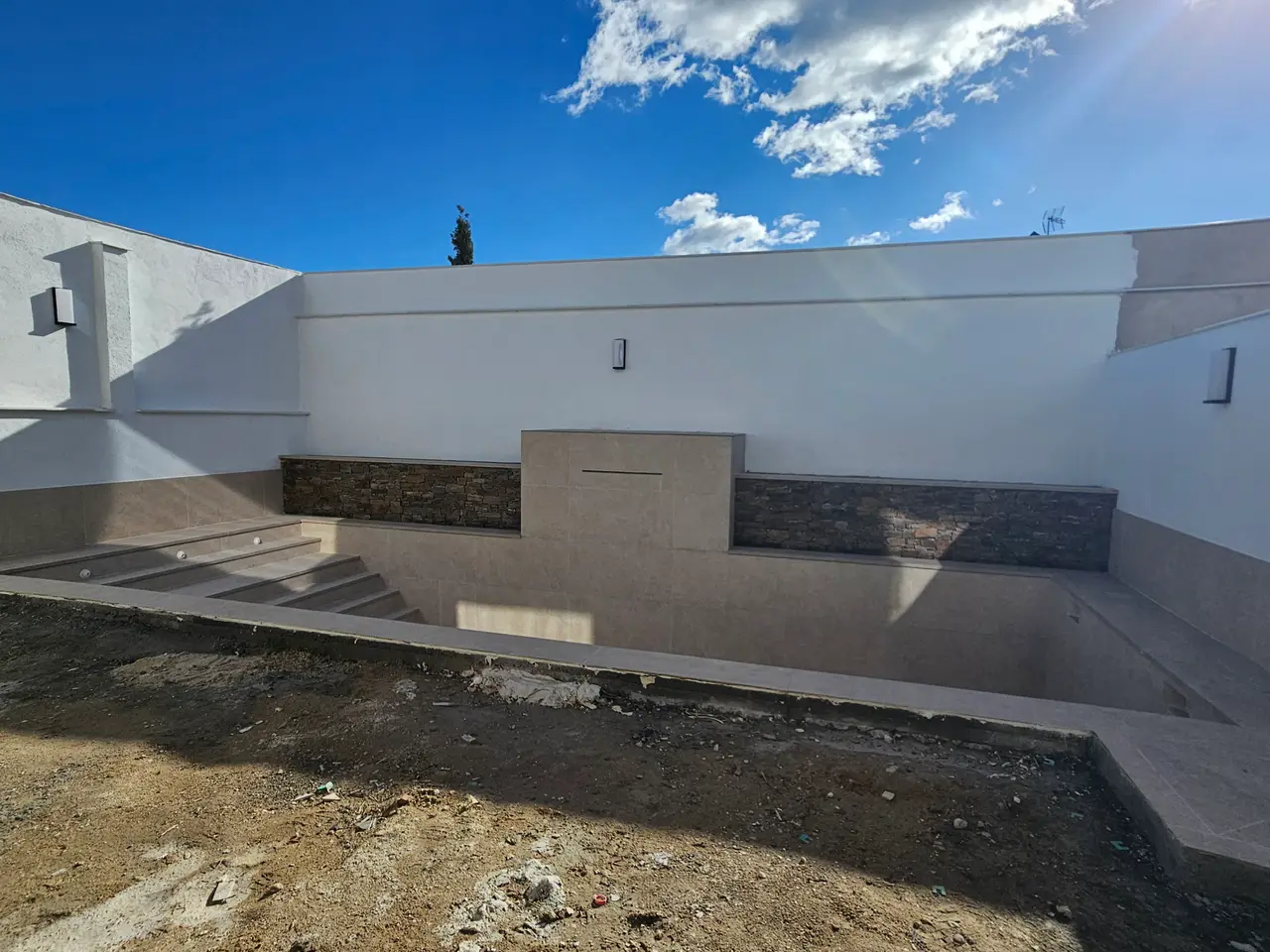 Viviendas pareadas con piscina: piscina